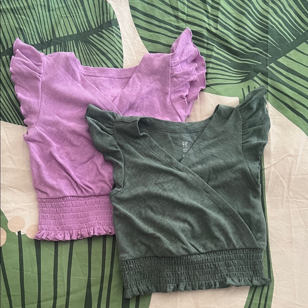 2x Gap flutter sleeve cropped faux wrap blouse